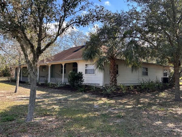 3900 CHALET SUZANNE DRIVE , LAKE WALES, FL 33859