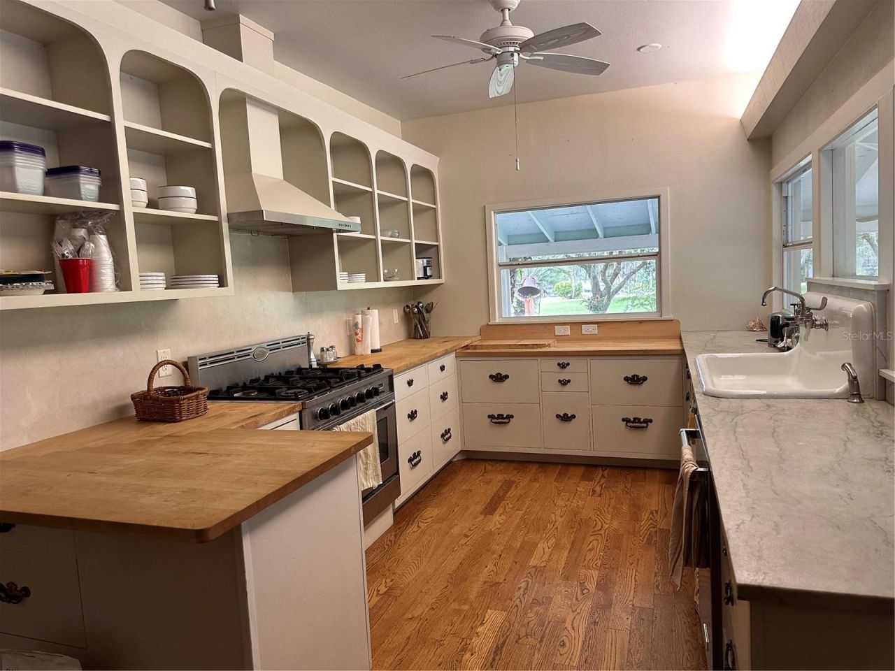 3900 Chalet Suzanne Drive, Lake Wales, FL 33859 Photo