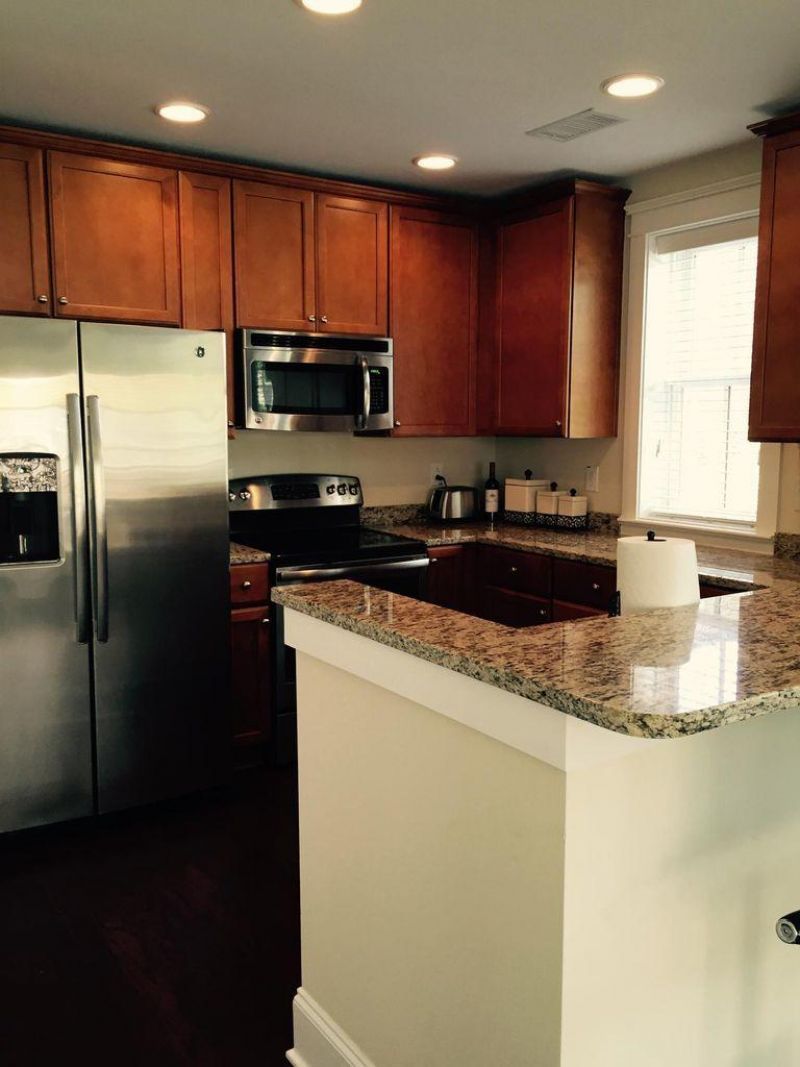 720 S Shelmore Boulevard Photo 6