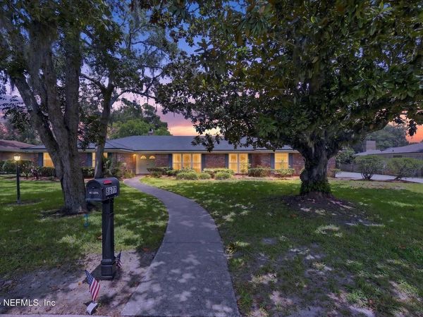 8677 SAN SERVERA Drive W, Jacksonville, FL 32217