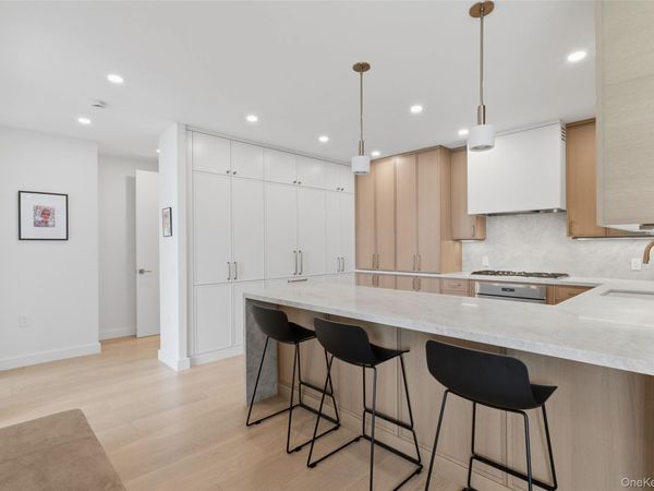 350 Albany Street , Unit 10BC, New York (Manhattan), NY 10280