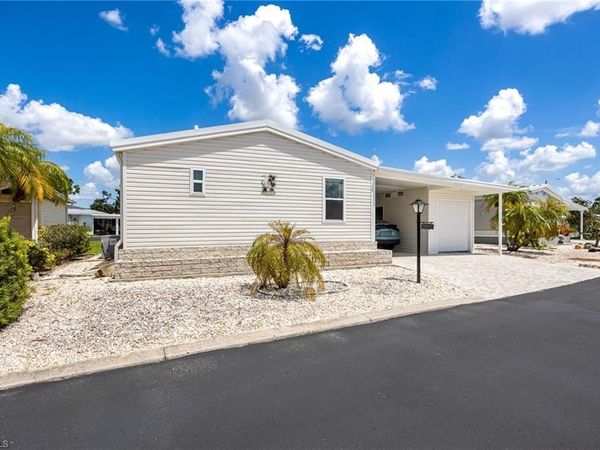 370 Nicklaus BLVD, NORTH FORT MYERS, FL 33903