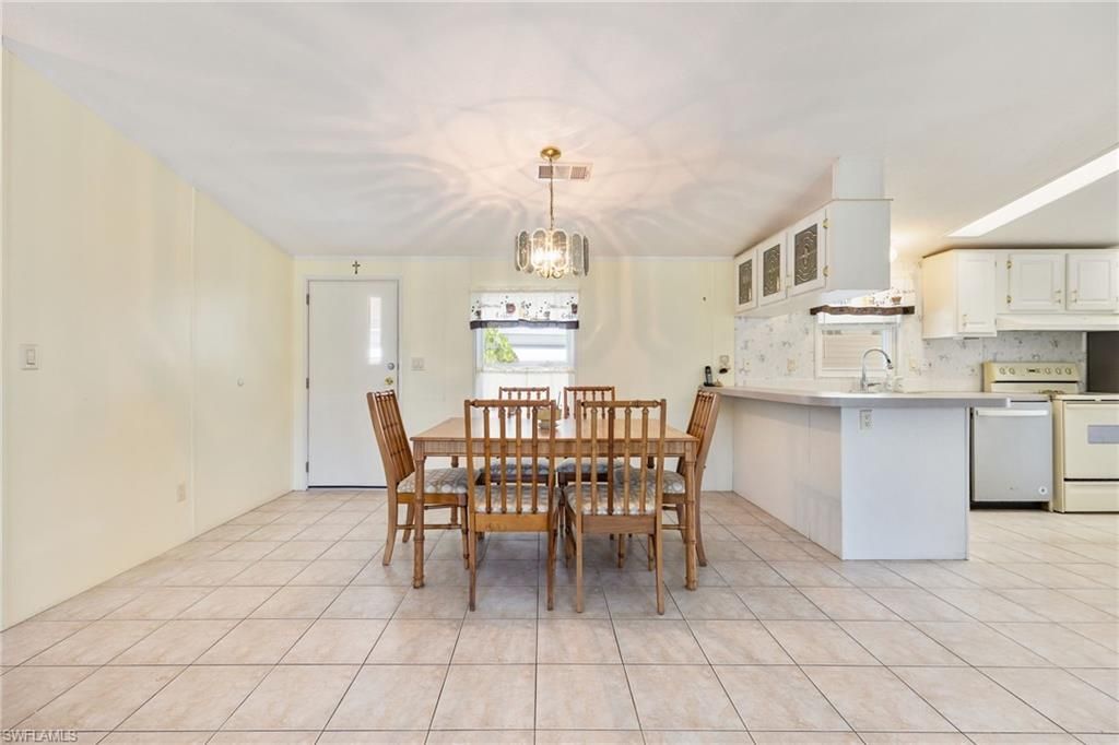 370 Nicklaus Blvd, North Fort Myers, FL 33903 Photo