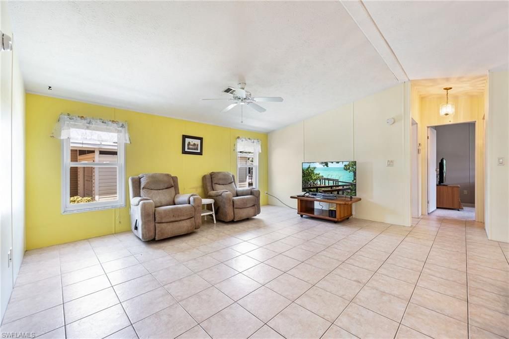 370 Nicklaus Blvd, North Fort Myers, FL 33903 Photo