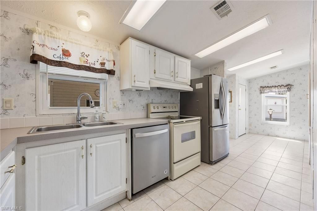 370 Nicklaus Blvd, North Fort Myers, FL 33903 Photo