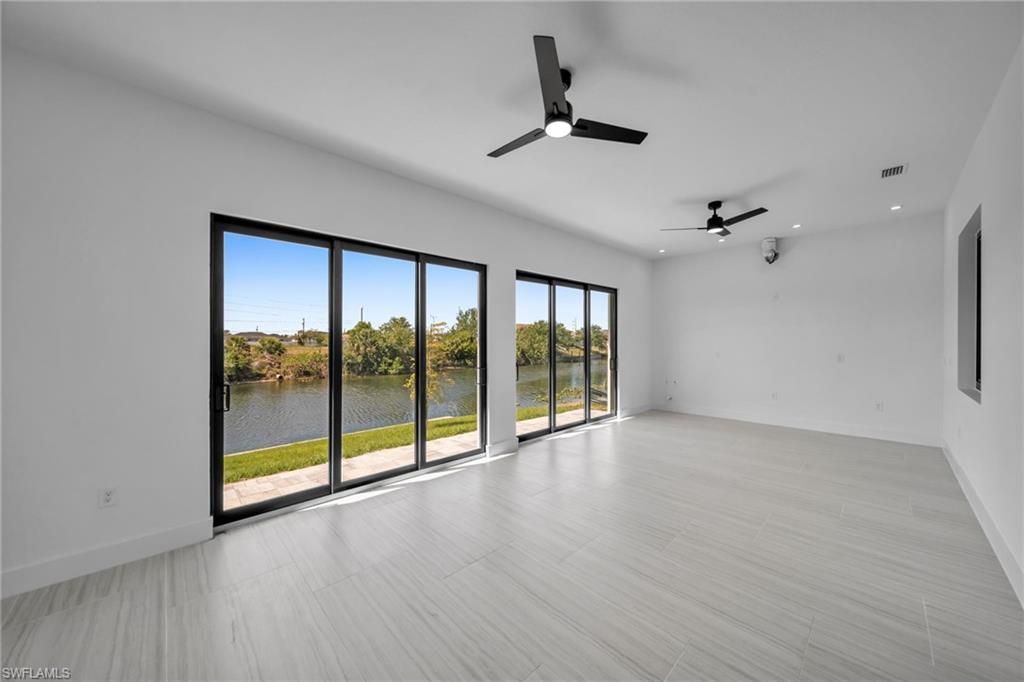 318 NW 9th St , Cape Coral, FL 33993 Photo