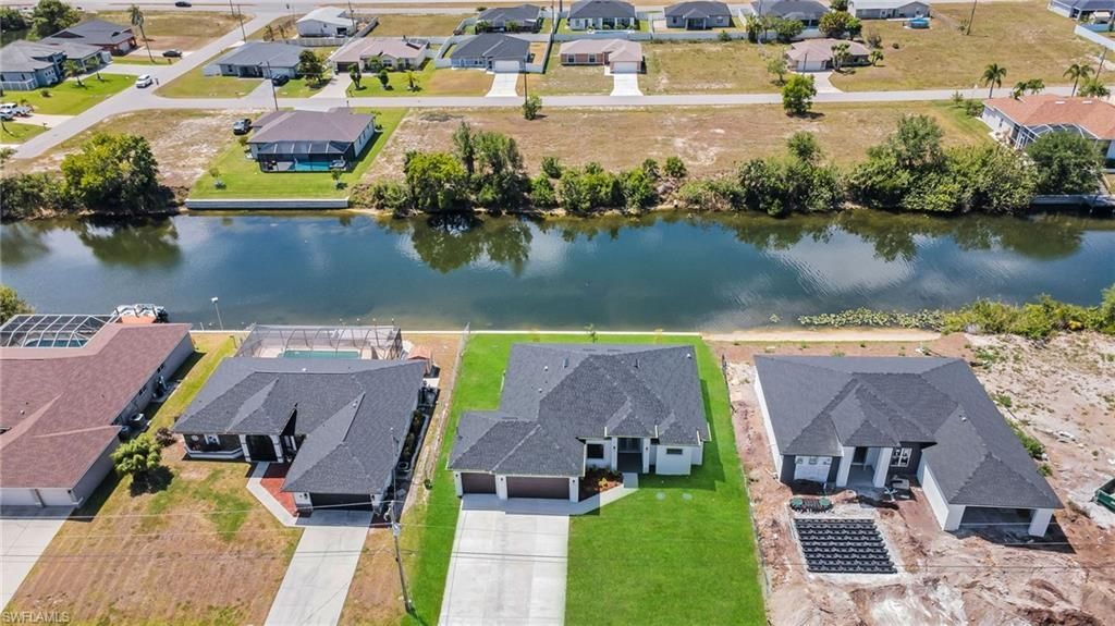 318 NW 9th St , Cape Coral, FL 33993 Photo