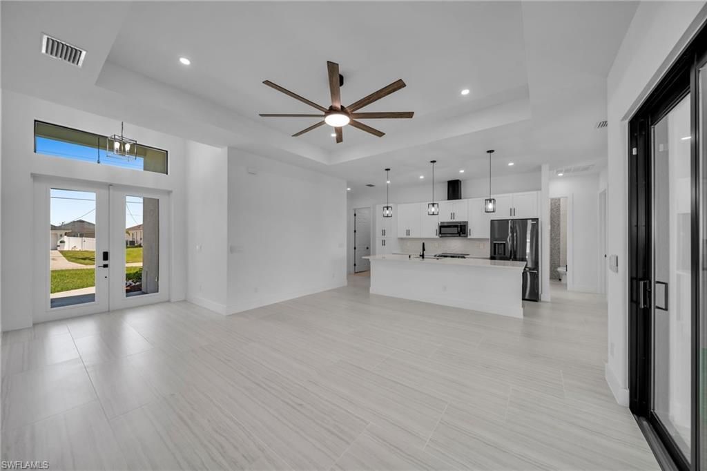 318 NW 9th St , Cape Coral, FL 33993 Photo