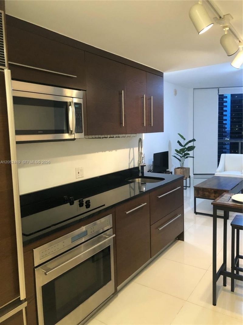 475 Brickell Ave , Unit 4008, Miami, FL 33131 Photo