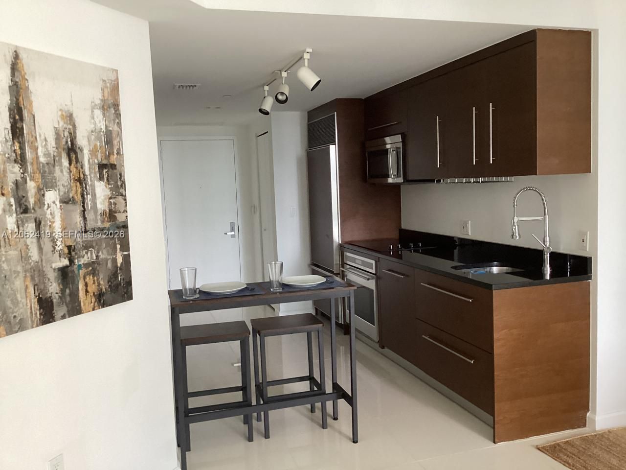 475 Brickell Ave , Unit 4008, Miami, FL 33131 Photo