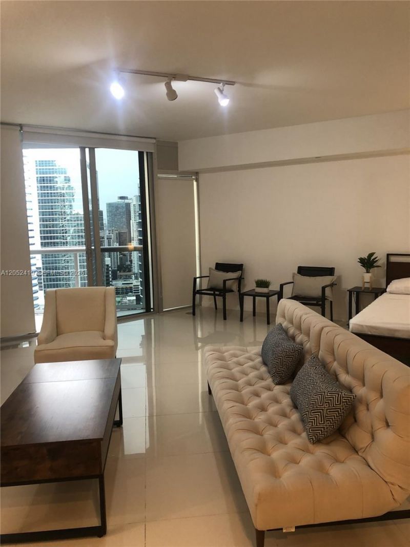 475 Brickell Ave , Unit 4008, Miami, FL 33131 Photo
