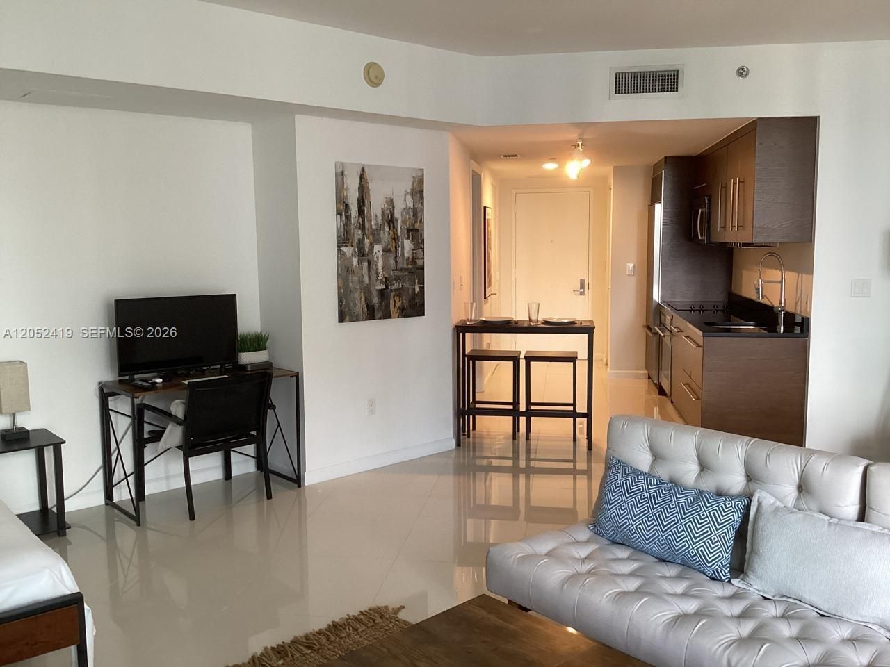 475 Brickell Ave , Unit 4008, Miami, FL 33131 Photo