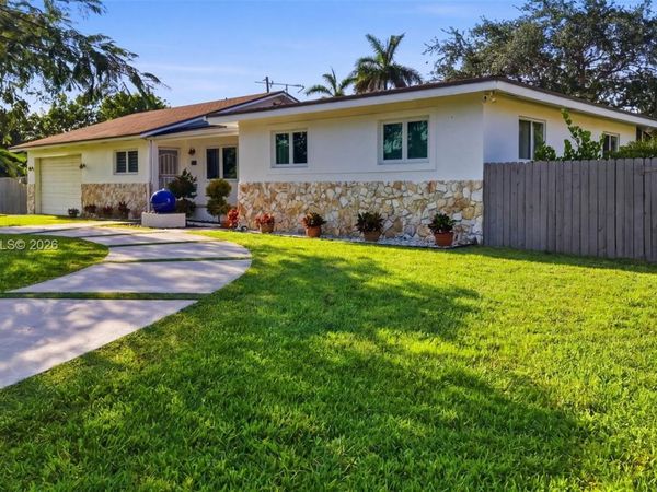 10795 SW 34th St , Unit 1, Miami, FL 33165