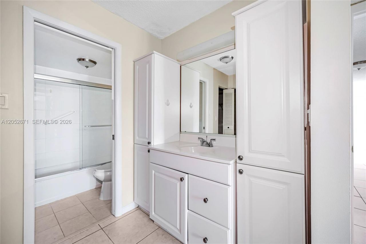 6861 SW 147th Ave , Unit 3G, Miami, FL 33193 Photo