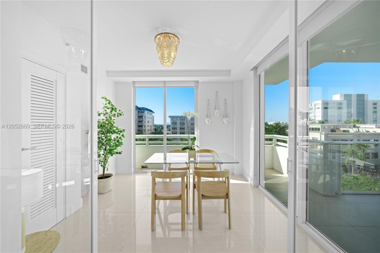 1150 102nd St , Unit 506, Bay Harbor Islands, FL 33154 Photo