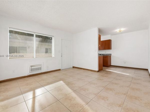 932 Moffett St , Unit 6, Hallandale Beach, FL 33009