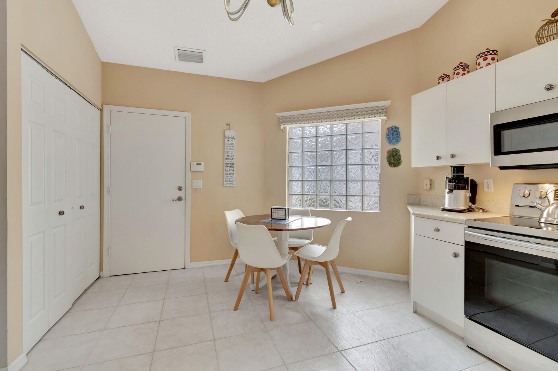 6129 Heliconia Road, Delray Beach, FL 33484 Photo