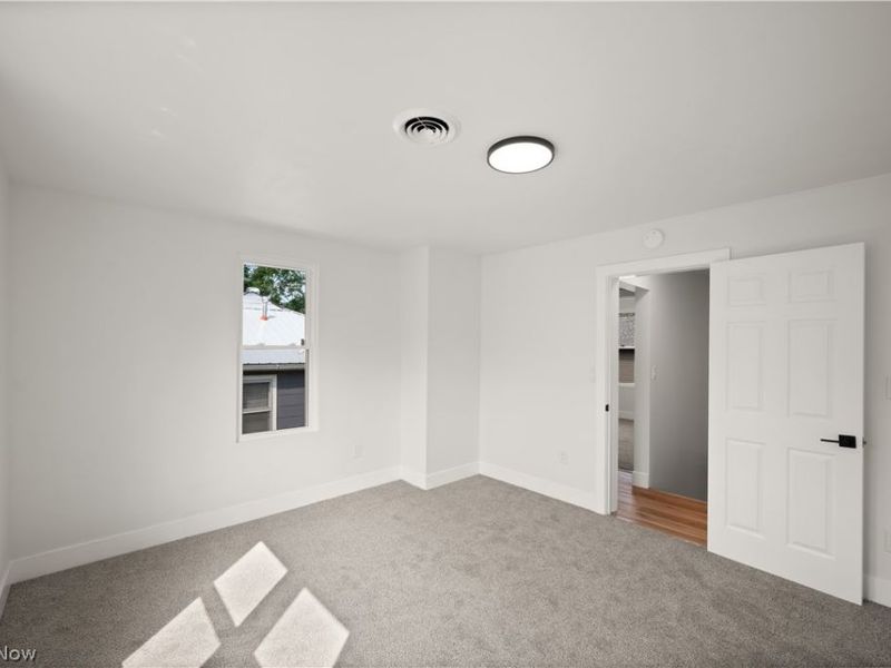 403 E Montgomery Street, Marietta, OH 45750 Photo 17