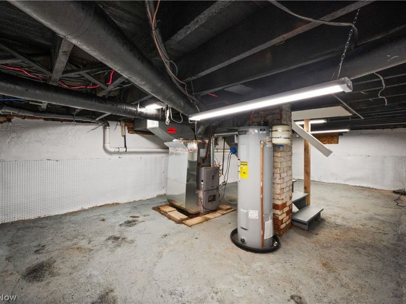 403 E Montgomery Street, Marietta, OH 45750 Photo 24