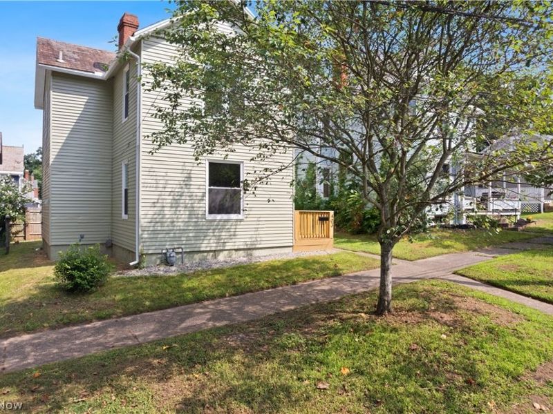 403 E Montgomery Street, Marietta, OH 45750 Photo 30