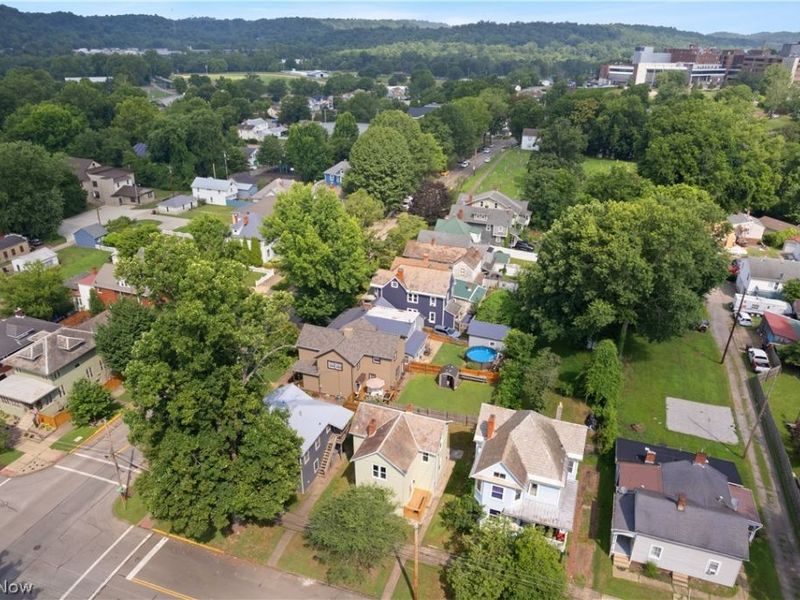 403 E Montgomery Street, Marietta, OH 45750 Photo 37