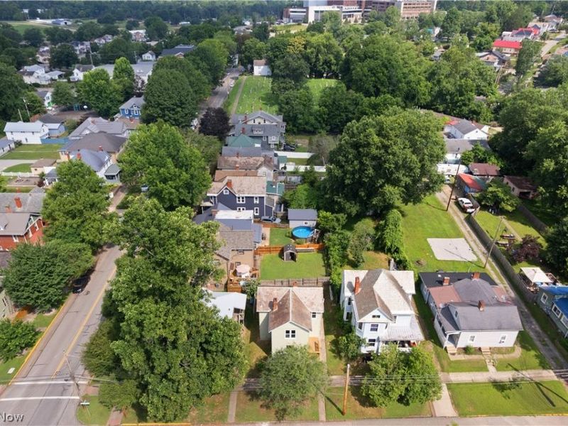 403 E Montgomery Street, Marietta, OH 45750 Photo 39