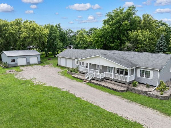 403 W Margaret Street, Fairmont, MN 56031