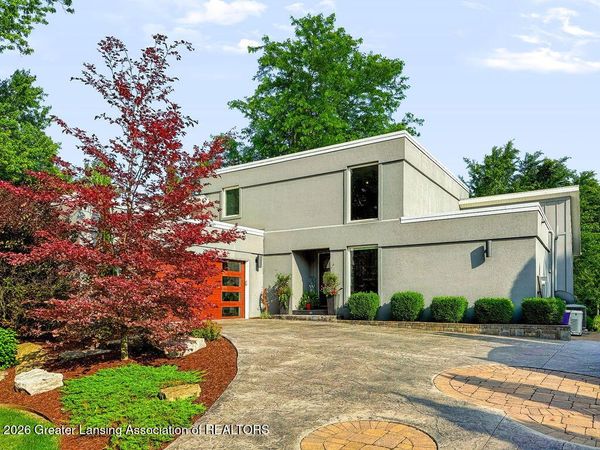 8955 W Scenic Lake Drive, Laingsburg, MI 48848