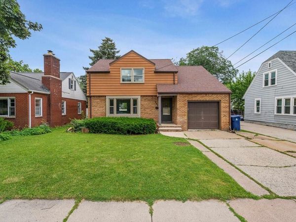 732 TAYCO STREET, Menasha, WI 54952