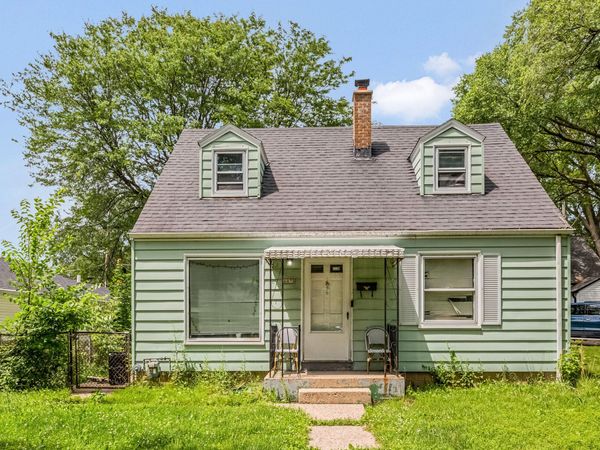 6033 N 38th St, Milwaukee, WI 53209