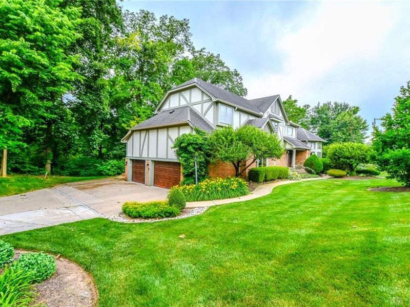 7079 Settlement Way, Butler Township, OH 45414 Photo 5
