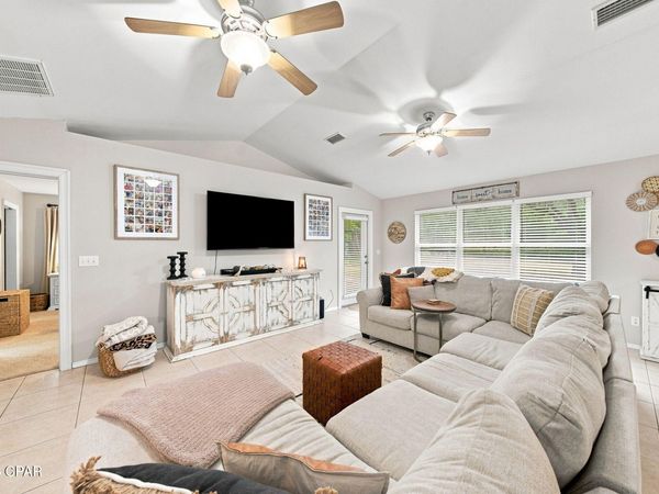 4201 Galaxy Place, Chipley, FL 32428