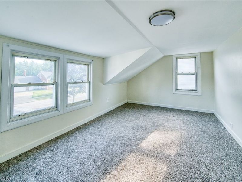 21901 Westport Avenue, Euclid, OH 44123 Photo 18