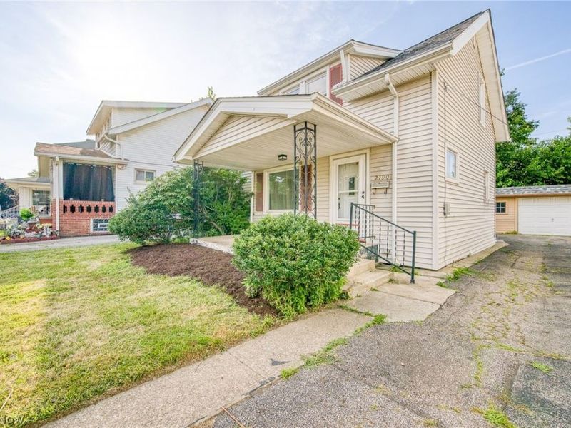 21901 Westport Avenue, Euclid, OH 44123 Photo 3