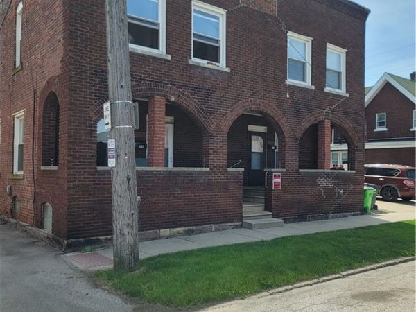 71-73 NW 6th Street , Barberton, OH 44203