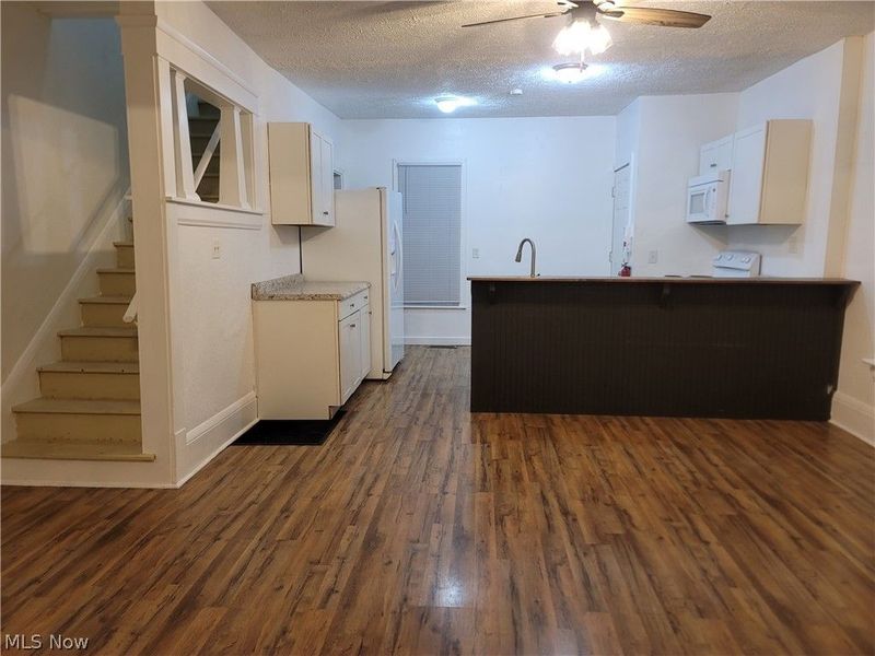 71-73 NW 6th Street, Barberton, OH 44203 Photo 2