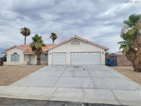 7721 Saint Whittier Court , Las Vegas, NV 89123