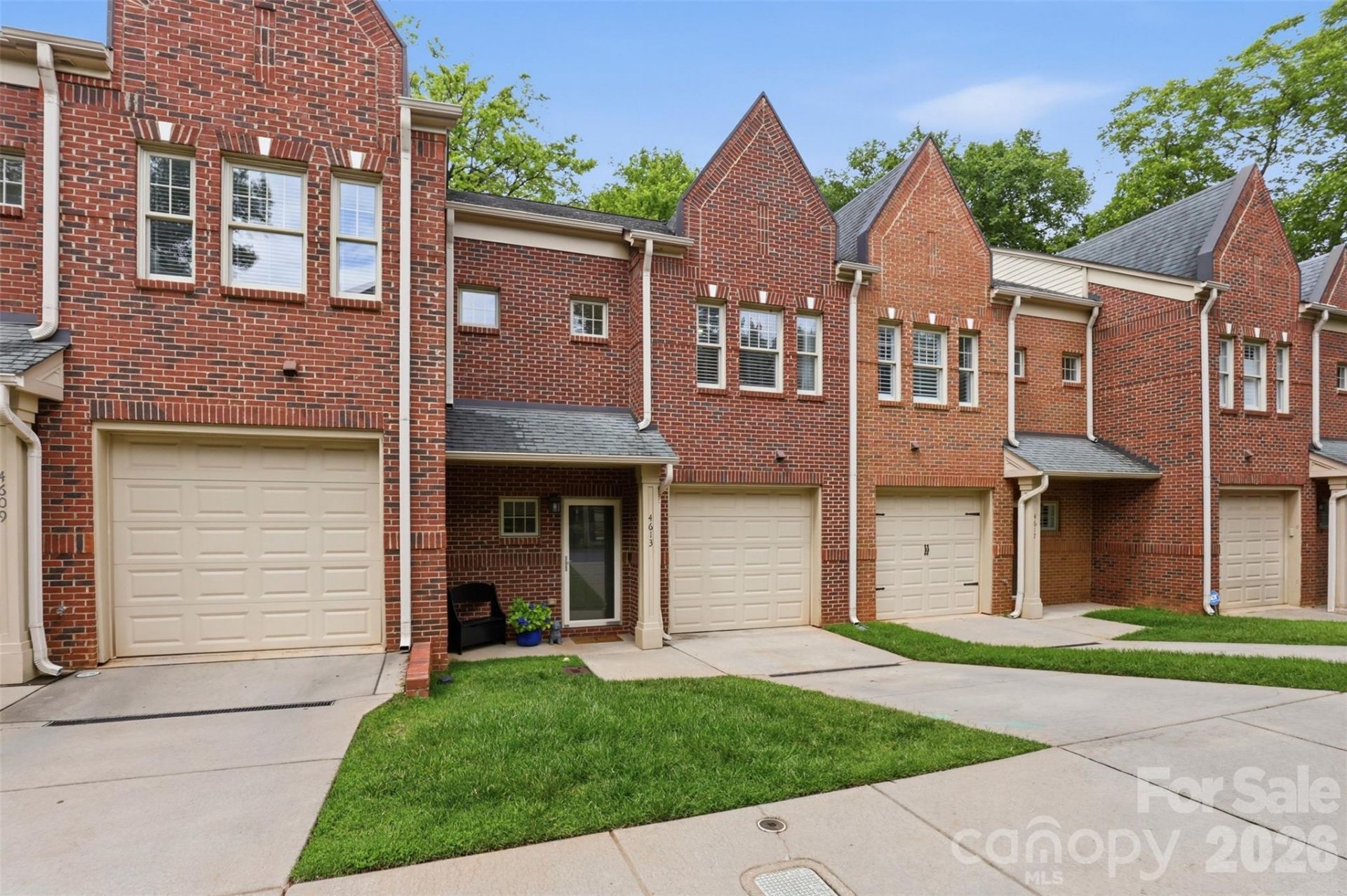 4613 Dabney Vigor Drive , Charlotte, NC 28209 Main Photo
