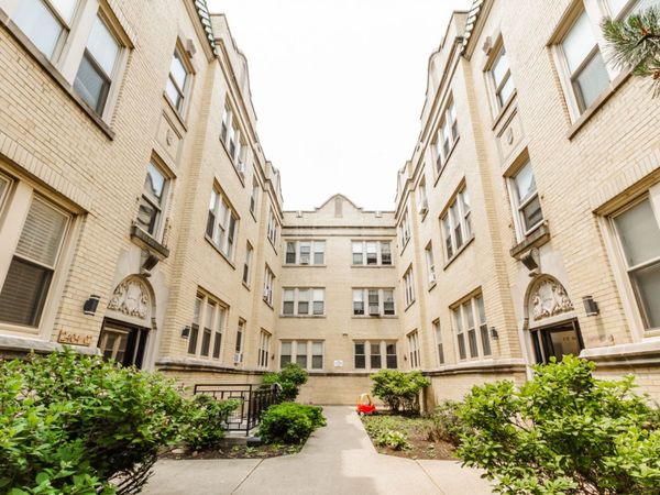 2412 N KILBOURN Avenue , Unit 3, Chicago, IL 60639