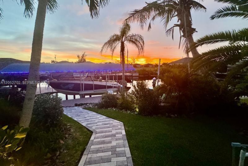 1638 NW 38 Th Pl , Cape Coral, FL 33993 Photo
