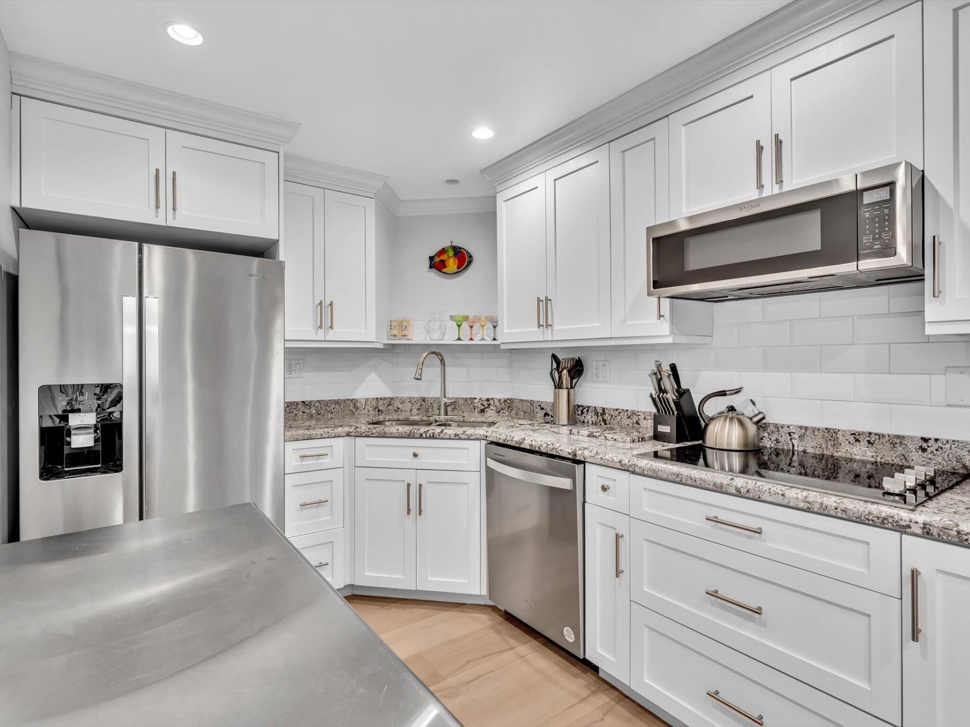 3300 NE 36th Street, Unit 1016, Fort Lauderdale, FL 33308 Photo