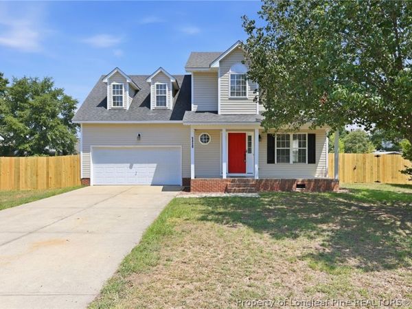 5420 Ahoskie Drive, Hope Mills, NC 28348