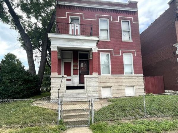 2849 Chippewa Street, St Louis, MO 63118