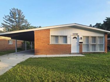 1292 Moulin Avenue, Madison Heights, MI 48071