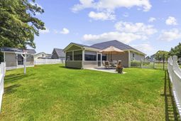 2760 Woodcreek Ln.  photo 4