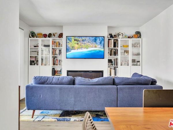 5674 Windsor Way, Unit 210, Culver City, CA 90230