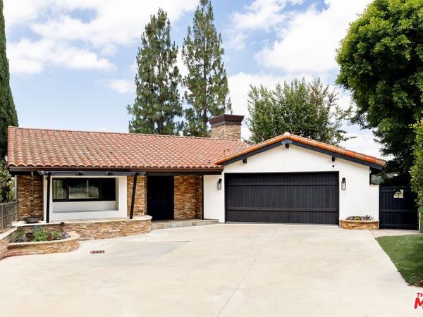 4920 Llano Drive, Woodland Hills, CA 91364