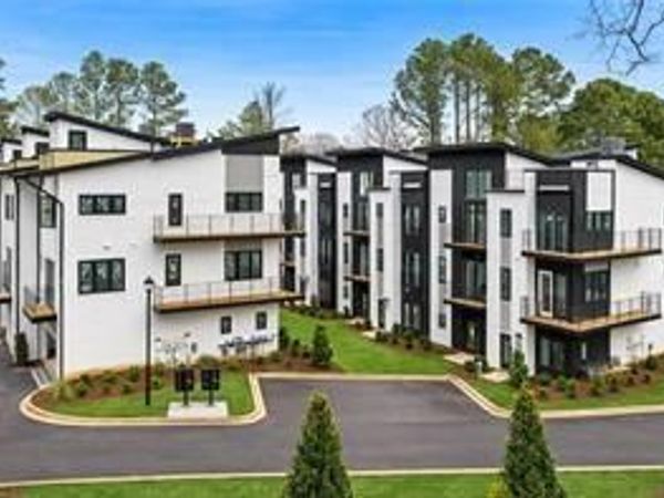 1186 Penny Lane , Atlanta, GA 30324