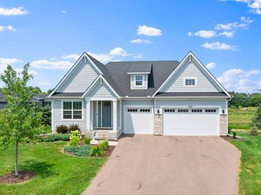 4145 Gable Court, Woodbury, MN 55129