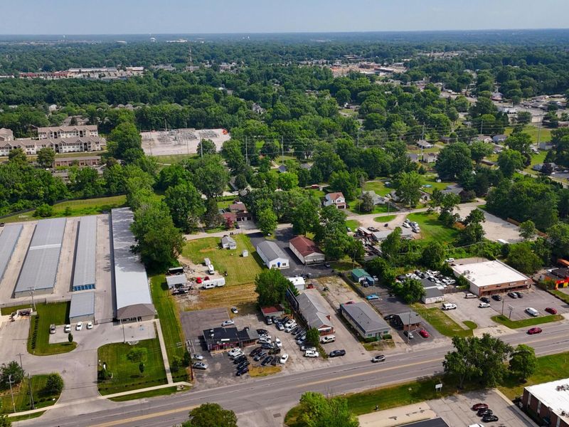 6005 Radekin Road , Columbus, OH 43232 Photo 10